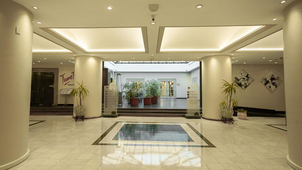 Austral Express Hotel Comodoro Rivadavia Exterior photo