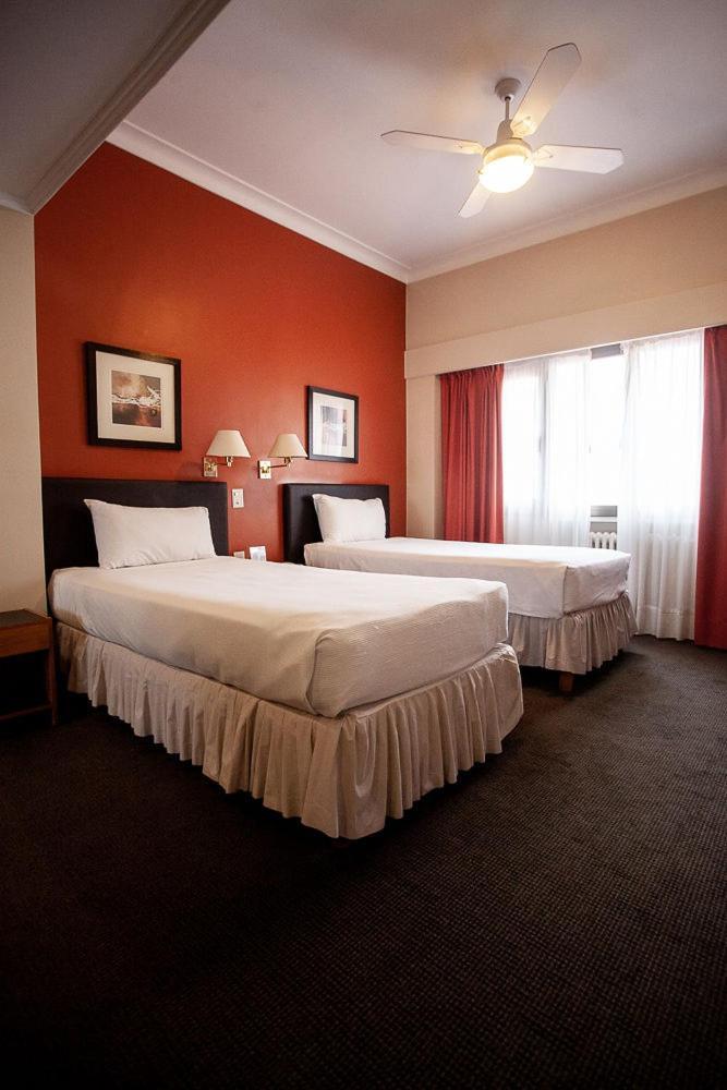 Austral Express Hotel Comodoro Rivadavia Exterior photo