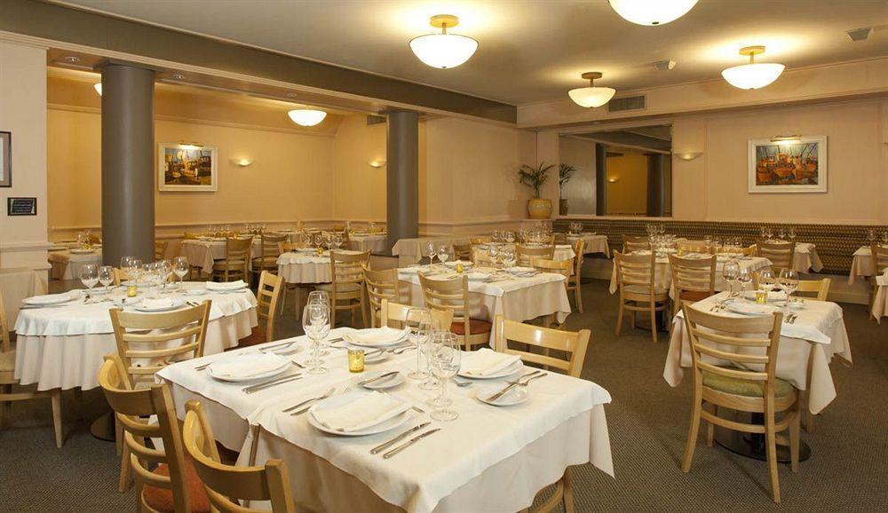 Austral Express Hotel Comodoro Rivadavia Exterior photo
