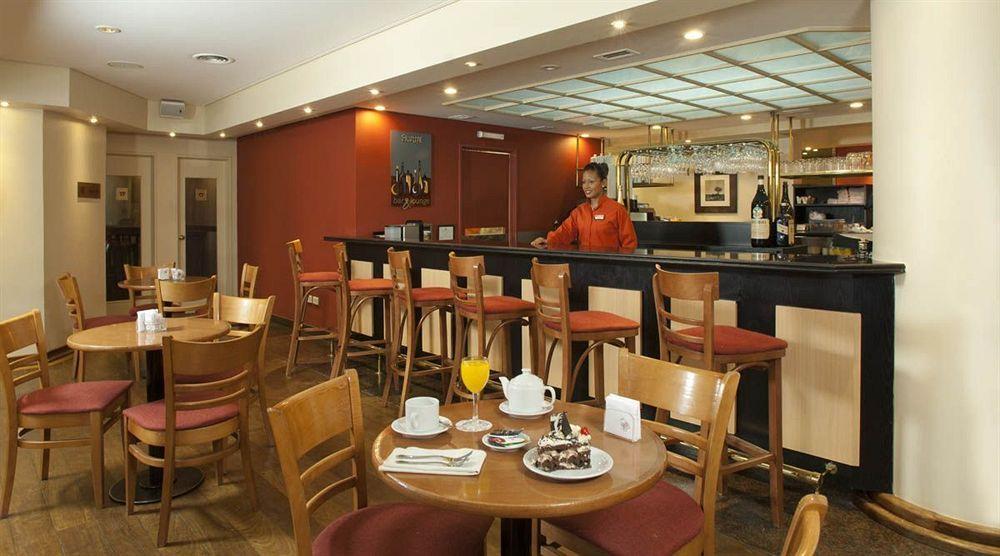 Austral Express Hotel Comodoro Rivadavia Exterior photo