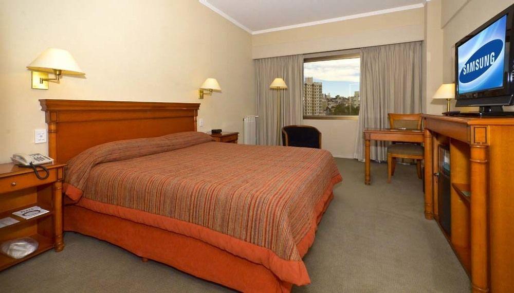 Austral Express Hotel Comodoro Rivadavia Exterior photo