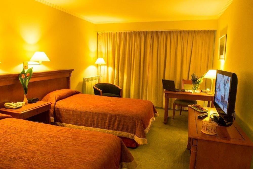 Austral Express Hotel Comodoro Rivadavia Exterior photo