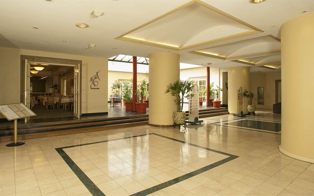 Austral Express Hotel Comodoro Rivadavia Exterior photo