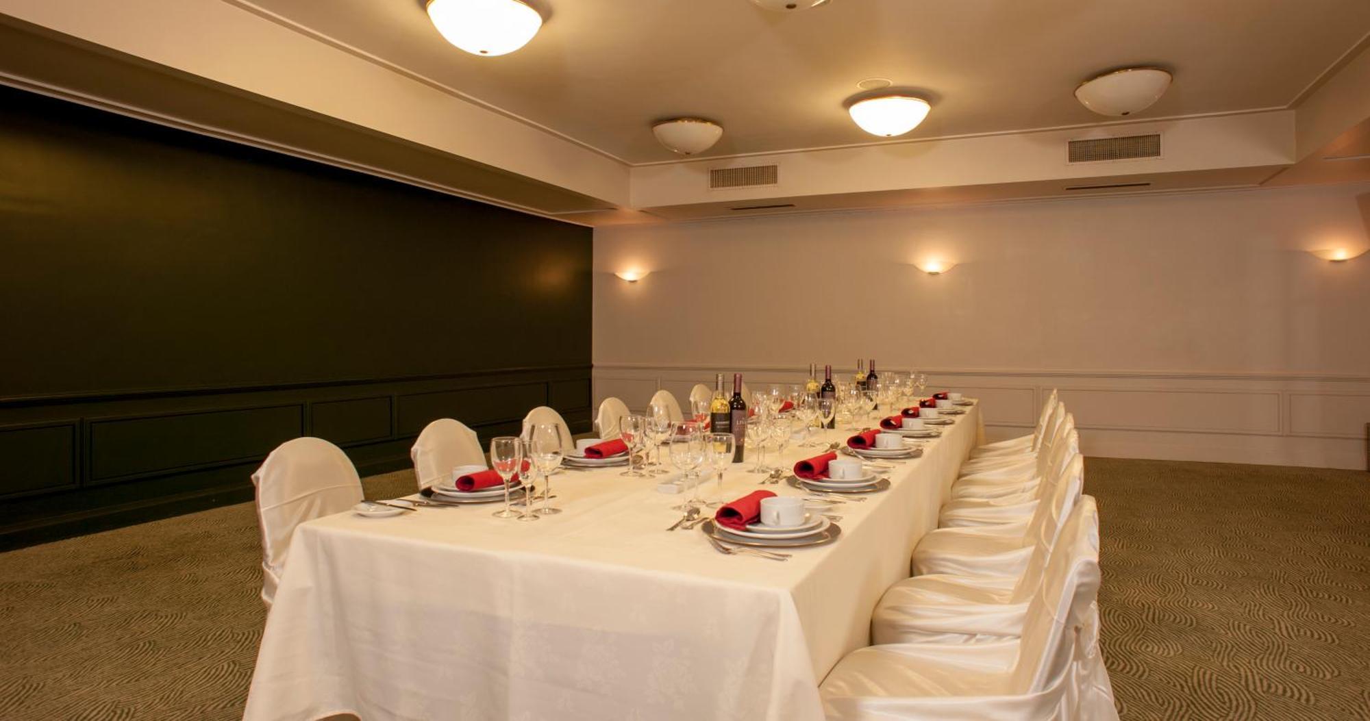 Austral Express Hotel Comodoro Rivadavia Exterior photo